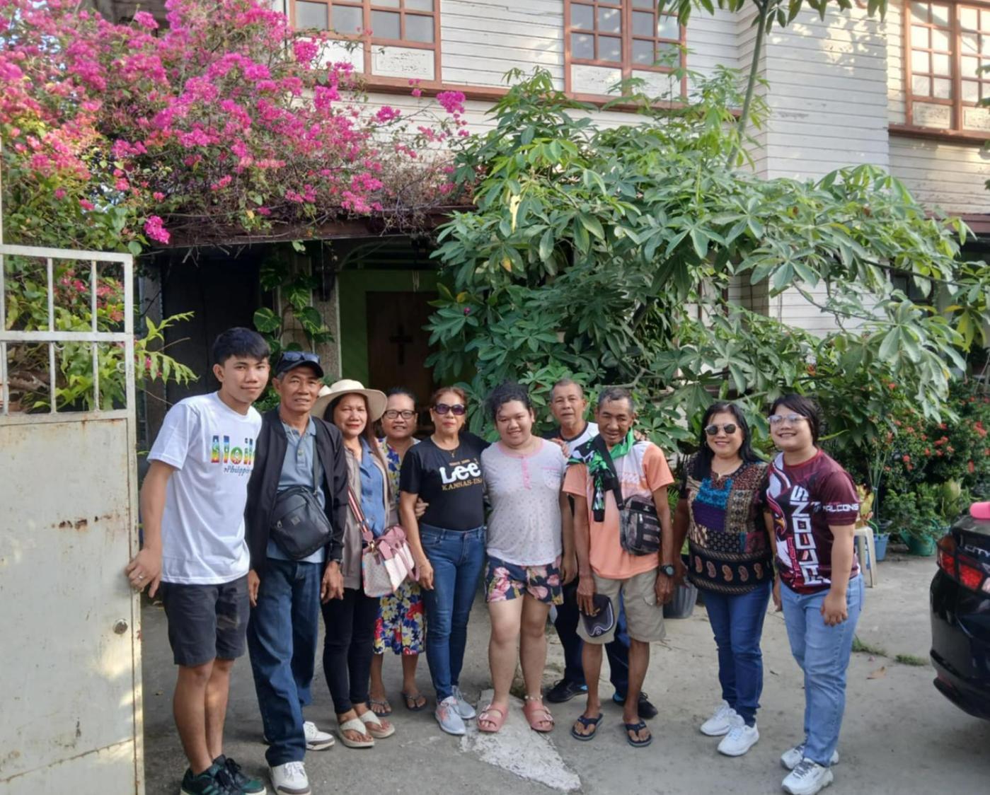 Green Bamboo Transient House Iloilo City Bagian luar foto
