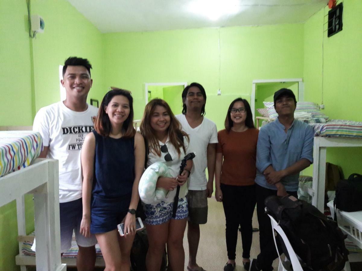Green Bamboo Transient House Iloilo City Bagian luar foto