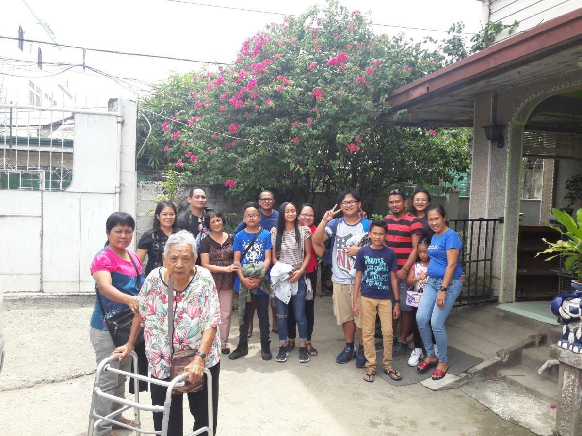 Green Bamboo Transient House Iloilo City Bagian luar foto