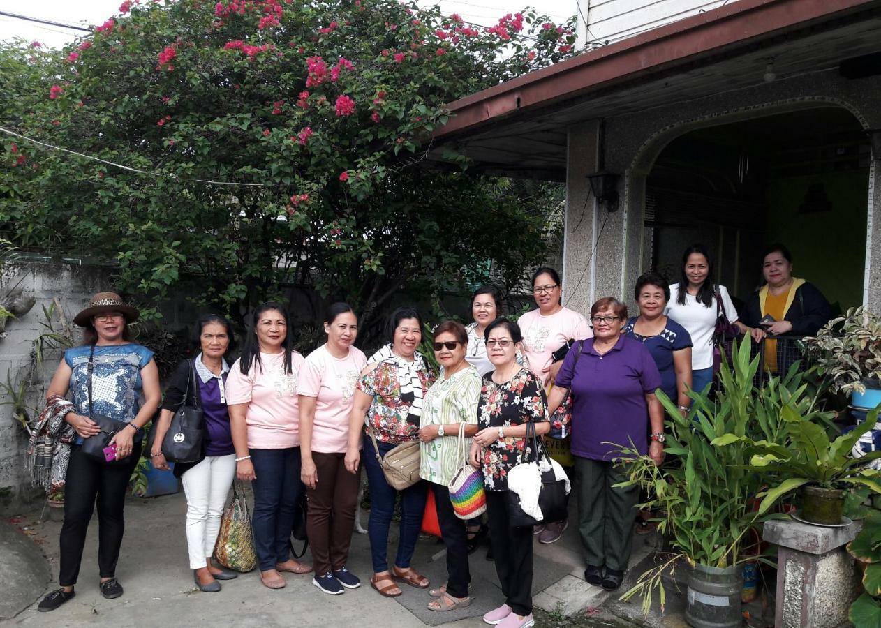 Green Bamboo Transient House Iloilo City Bagian luar foto