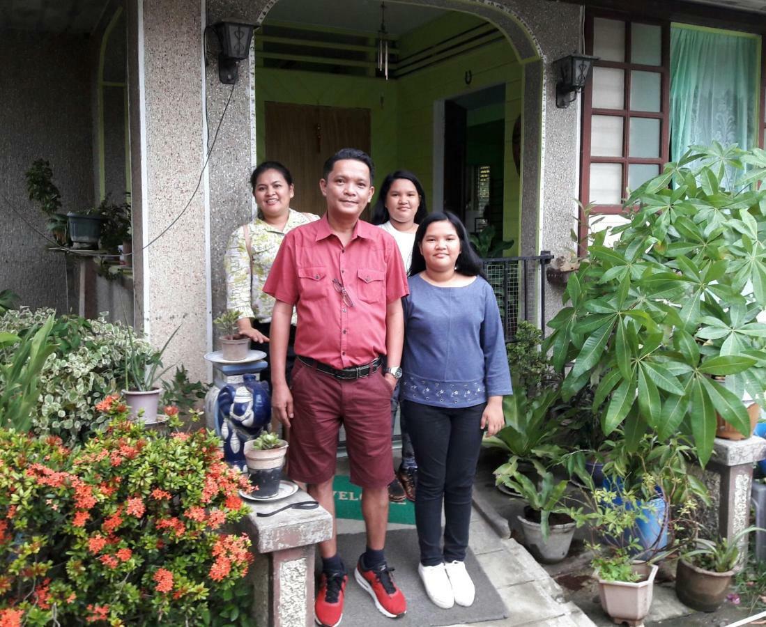 Green Bamboo Transient House Iloilo City Bagian luar foto