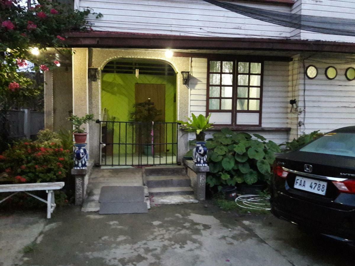 Green Bamboo Transient House Iloilo City Bagian luar foto